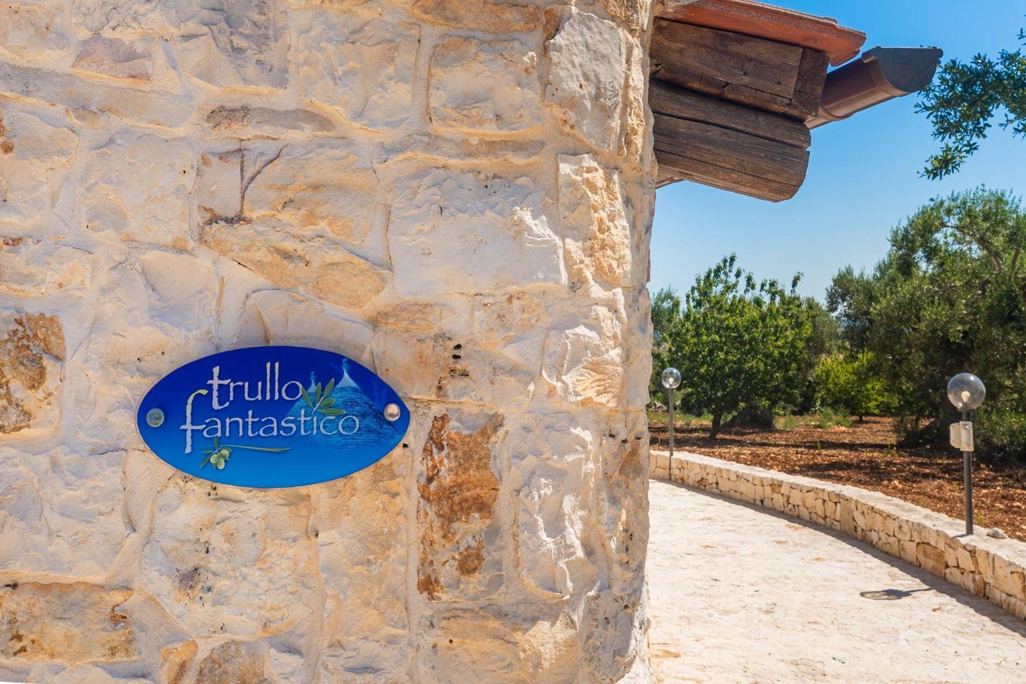 Trullo Fantastico Villa Castellana Grotte Exteriör bild