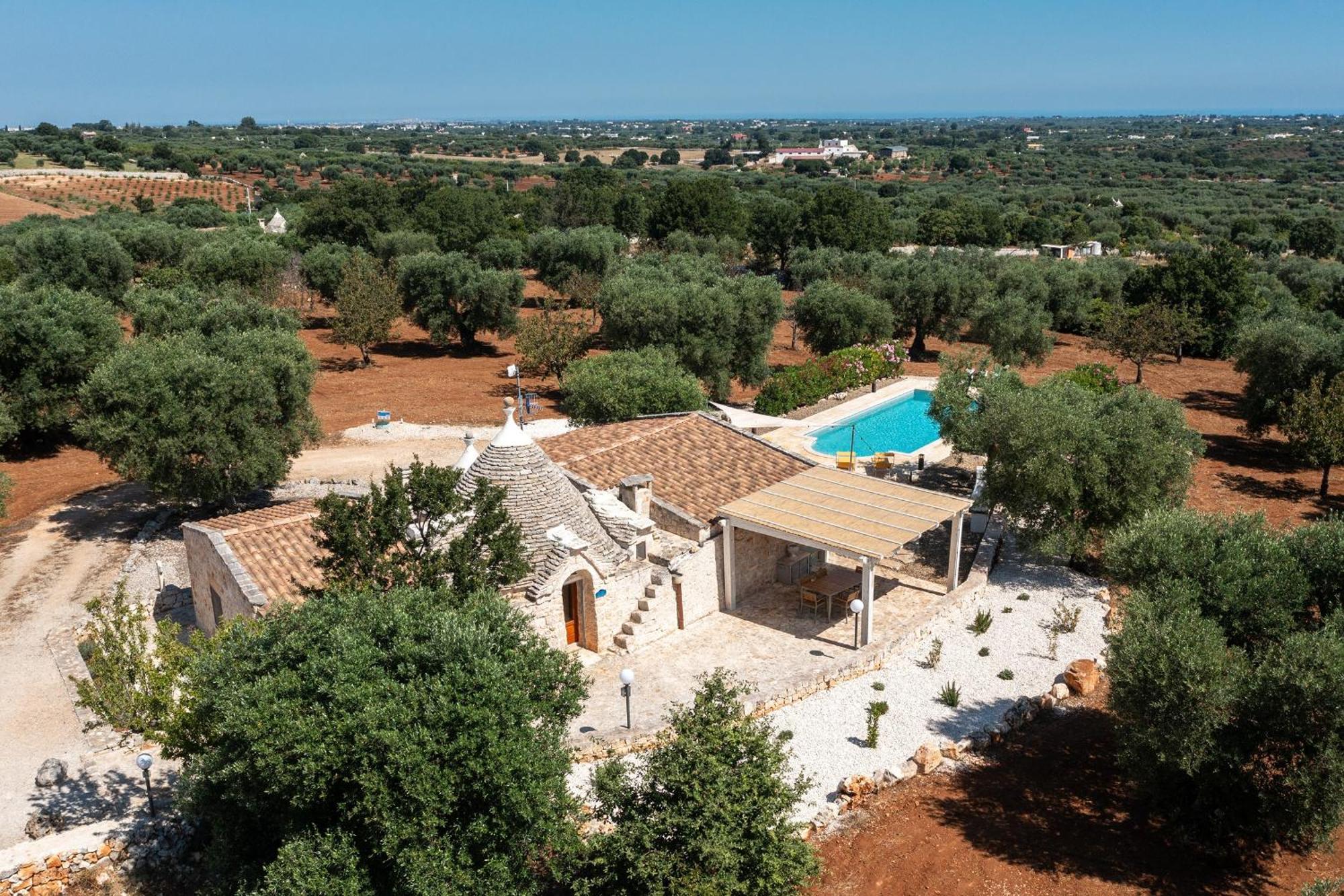 Trullo Fantastico Villa Castellana Grotte Exteriör bild